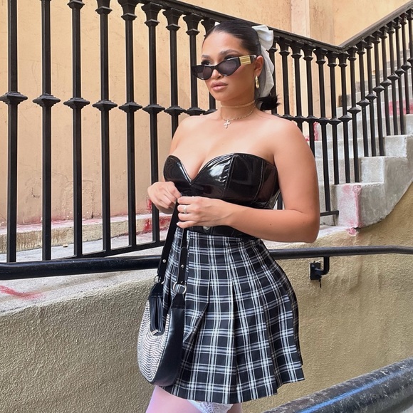 Meet your seller! 😄❤️👋 - Picture 9 of 13